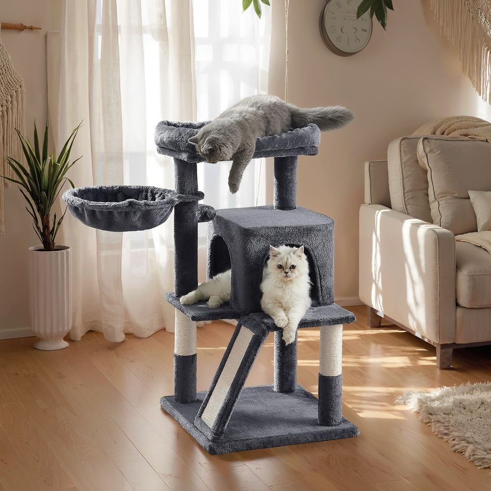 Raaputuspylväs Suuri taso Cat Tree Kissan raapimistolppa, jossa on pesä ja riippuva kori